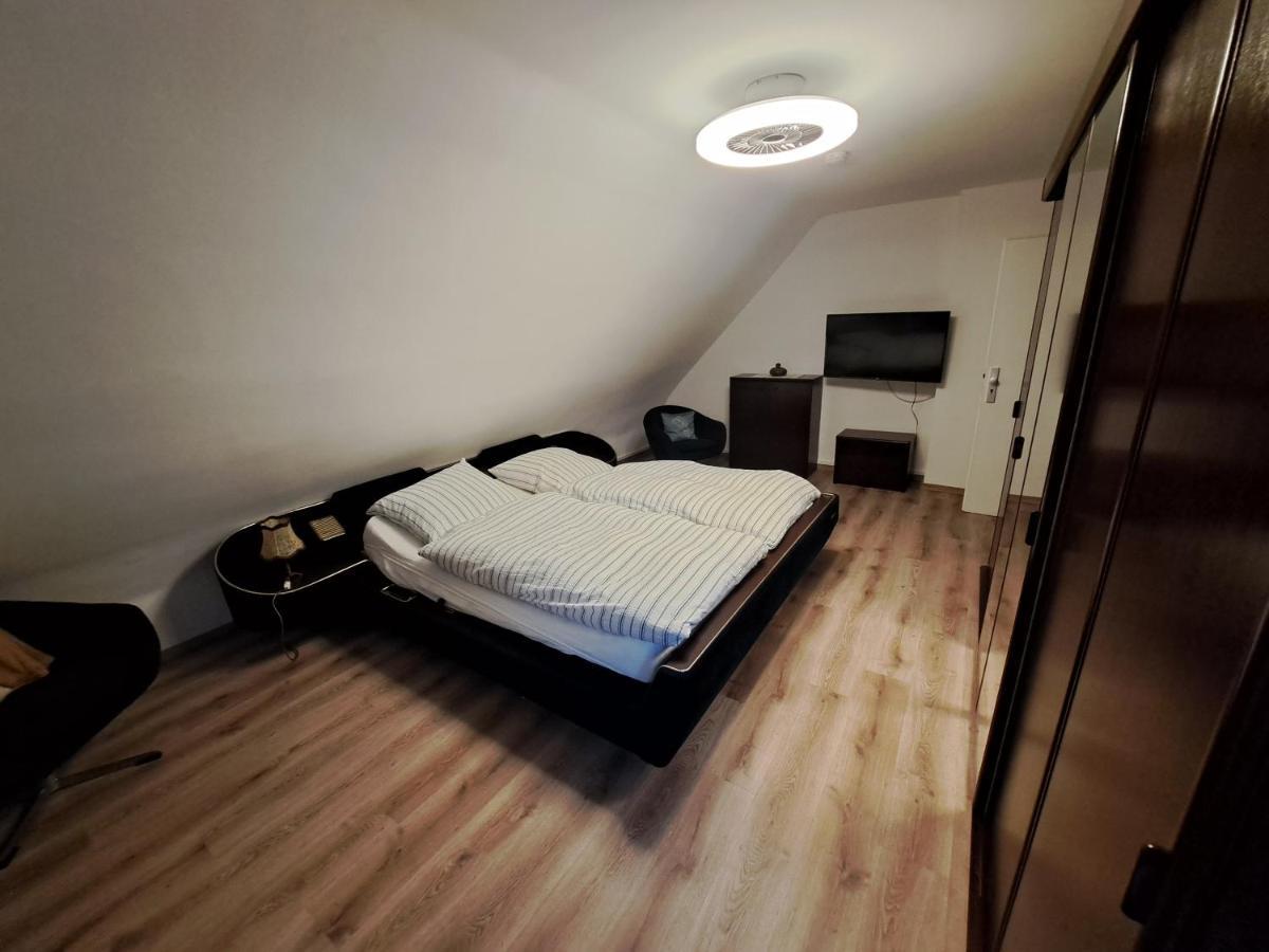 Muttis Apartment Monchengladbach Exterior photo